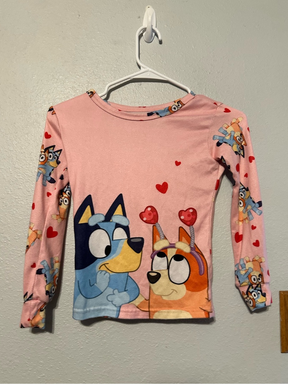 Bluey girl kid size 10 pajama top